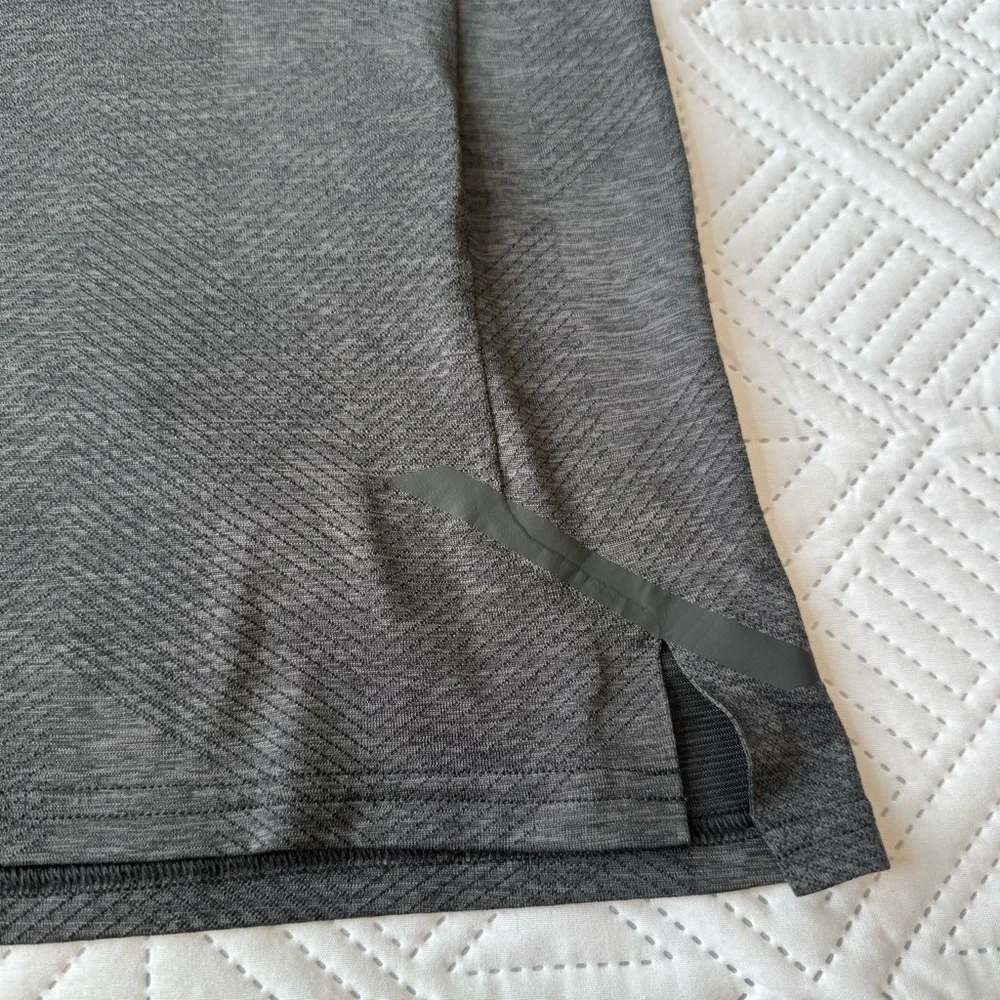 Gymshark Apex Mesh Tee Size Small - Picture 5 of 10